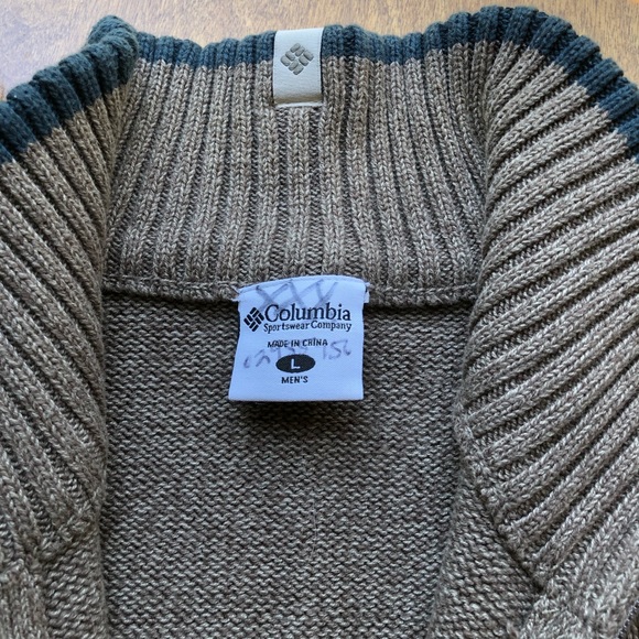 Columbia Men’s Zip Front Sweater. Size L - Picture 2 of 4